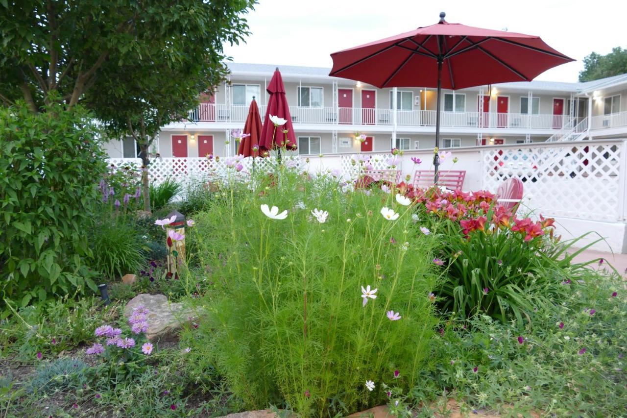 مانيتو سبرينغز Red Wing Motel المظهر الخارجي الصورة
