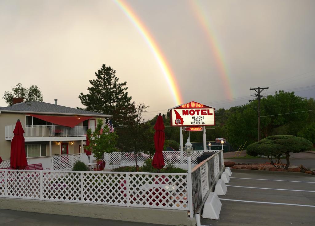 مانيتو سبرينغز Red Wing Motel المظهر الخارجي الصورة