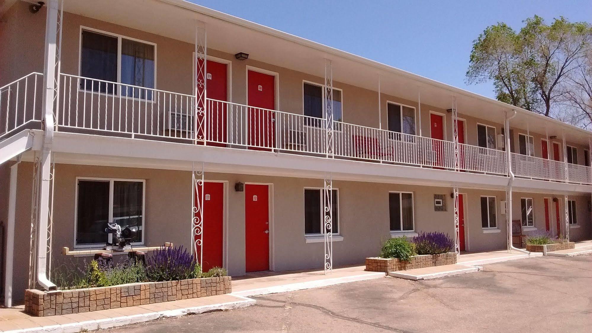 مانيتو سبرينغز Red Wing Motel المظهر الخارجي الصورة